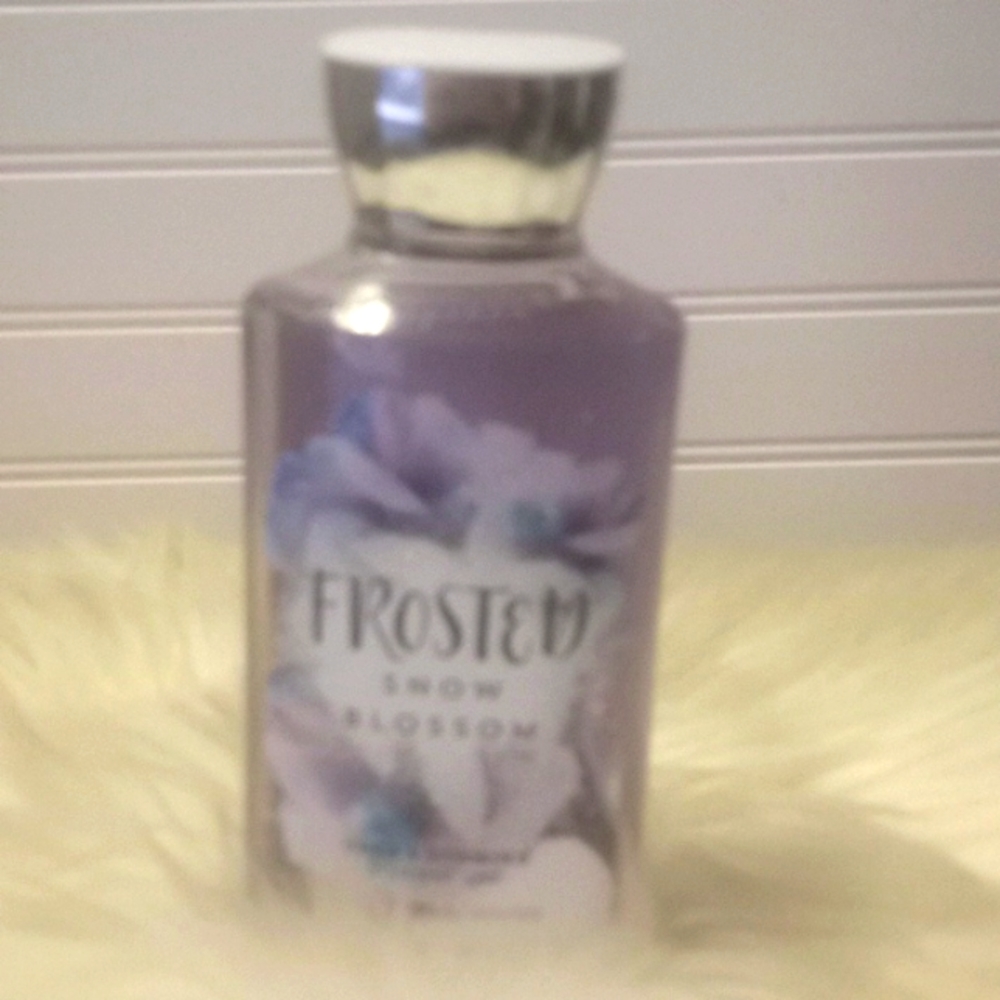 B&BW Frosted Snow Blossom Shower Gel